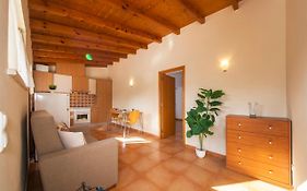 A14 - Cozy Torraltinha Apartment